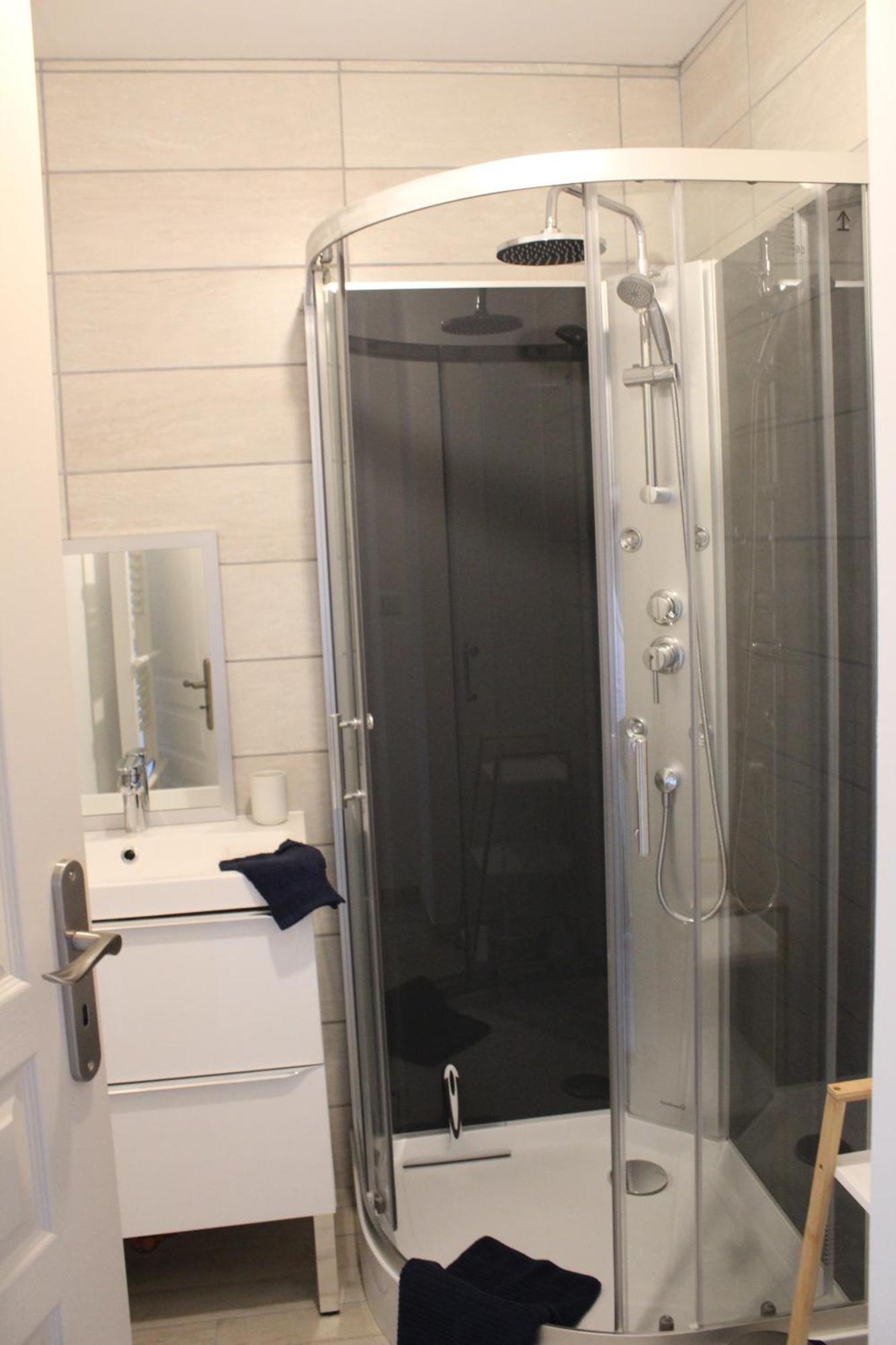 Gite Lou, Gite Famille Et Bien Etre Avec Jacuzzi Фонтене-ле-Комт Экстерьер фото