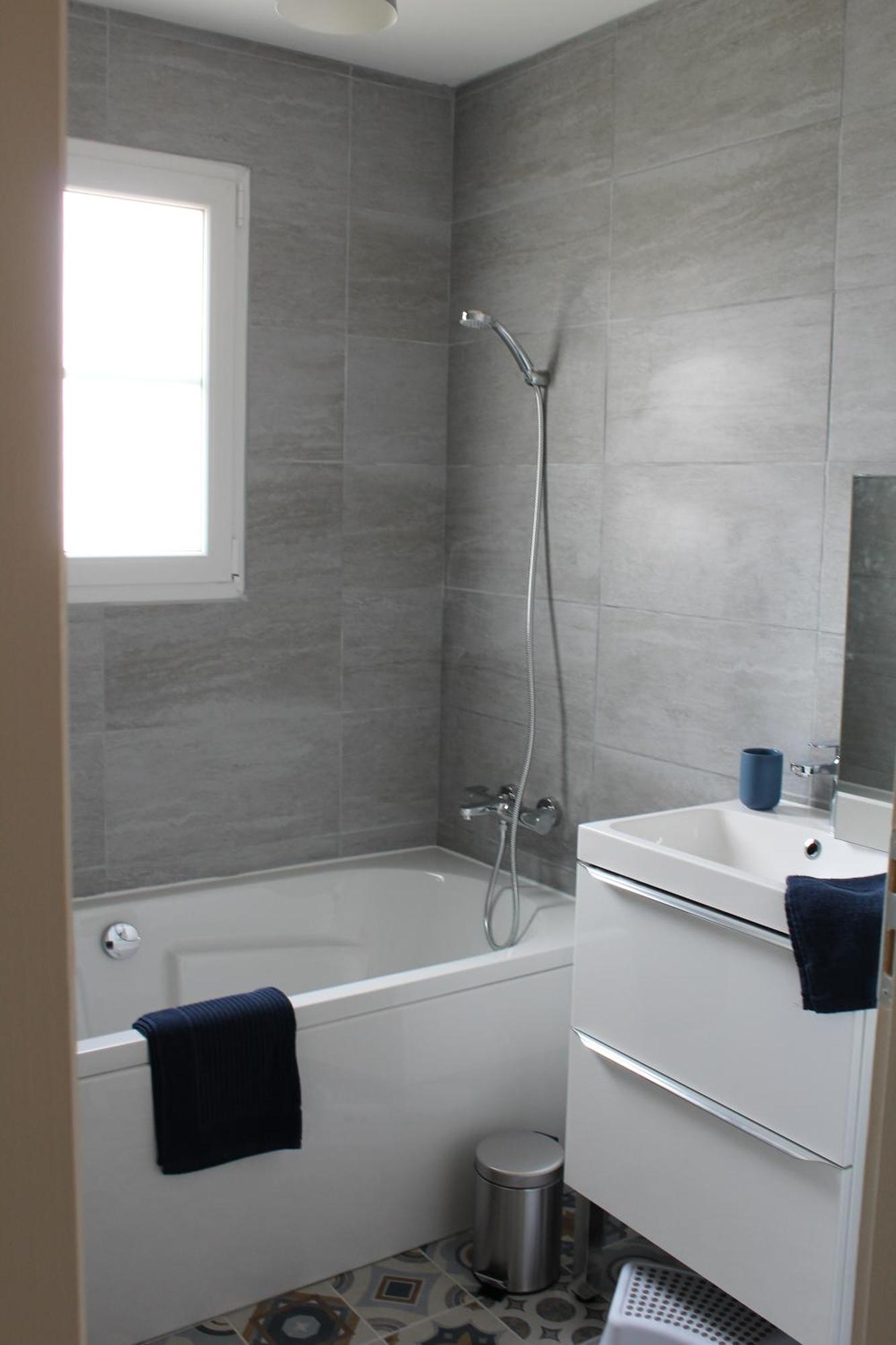 Gite Lou, Gite Famille Et Bien Etre Avec Jacuzzi Фонтене-ле-Комт Экстерьер фото